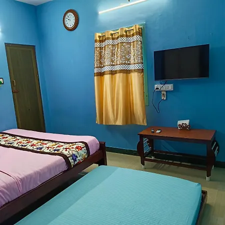 Blue Waves Homestay Pondicherry Exterior photo