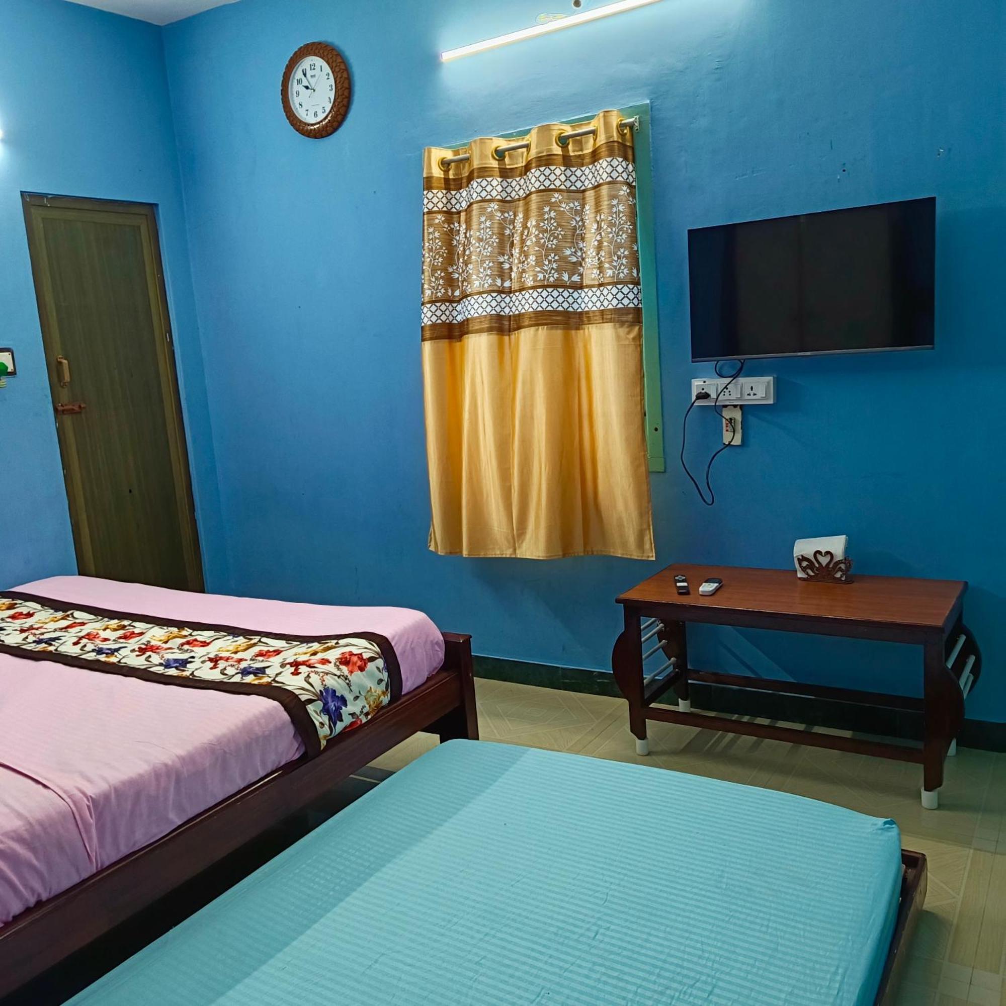 Homestay Blue Waves *